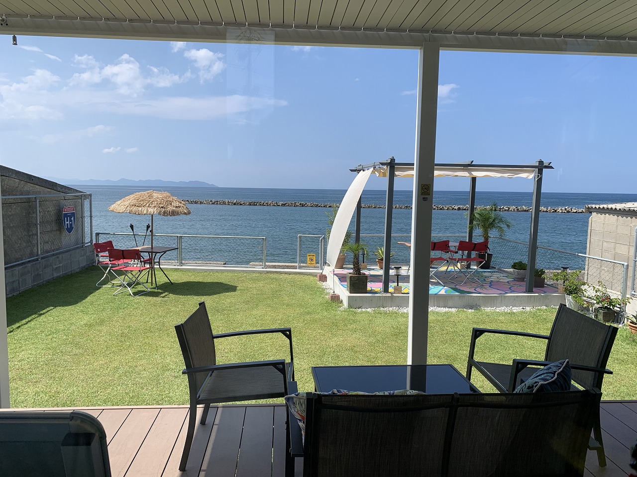 Hawaiian Cafe BIG WAVE・ハワイアンカフェビッグウエーブ