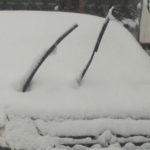 大雪ワイパー「立てた方が良い?立てない方が良い？」